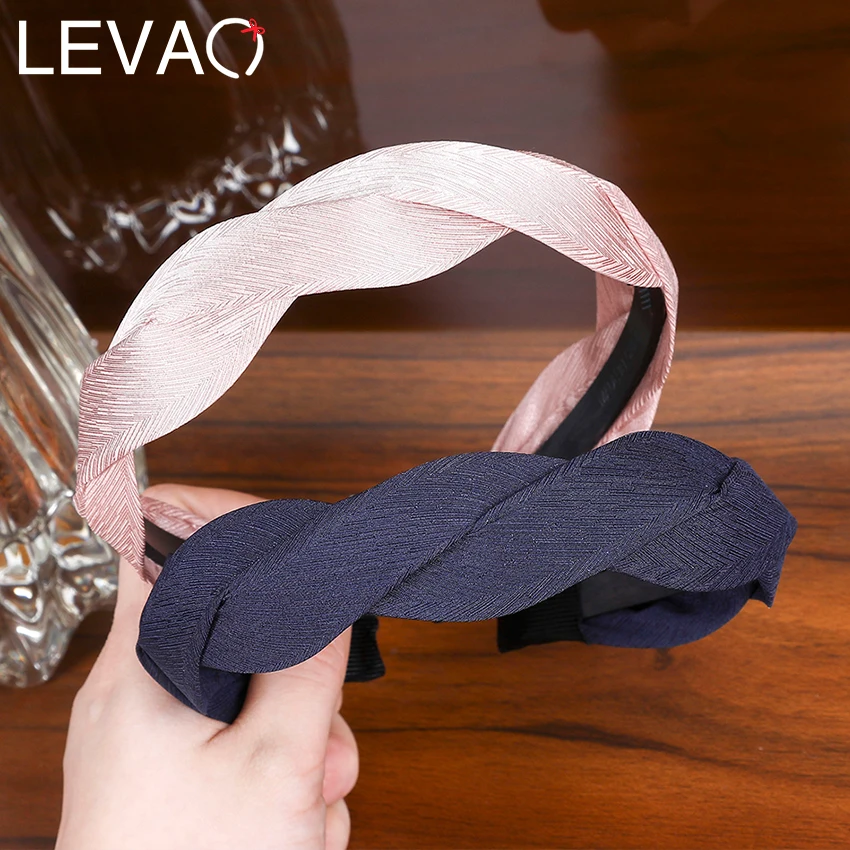 Leveo Twist Hairband для женщин Глянцевая s-образная головная повязка для волос ободок для девочек Новые плетеные головные повязки обруч для волос аксессуары