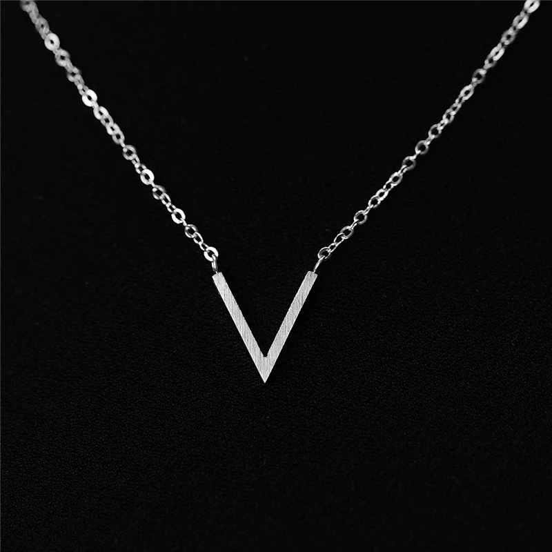 

“V”Letter Necklace For Women Collier Mujer Stainless Steel Short Chain Necklace Pendant Bridesmaid Jewelry