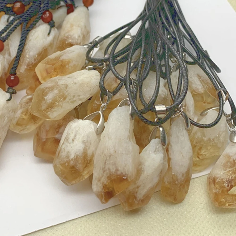 Natural Brazilian Rough Citrine Point Pendant Reiki Healing Crystals Lucky Gemstone Charm Jewelry Accessories переводится как "Природный грубый цитриновый кристаллический камень с точкой из Бразилии, подвеска для реики-лечения, счастливый оберег-ювел