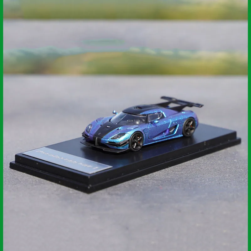 

1:64 scale Diecast Model Konisegg One:1 sport car 1/64 Alloy Toy Car Miniature Collection for Boys Girls toy Gift