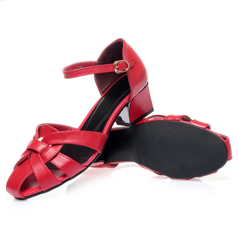 Сандалии женские из натуральной кожи босоножки с перфорацией модная обувь