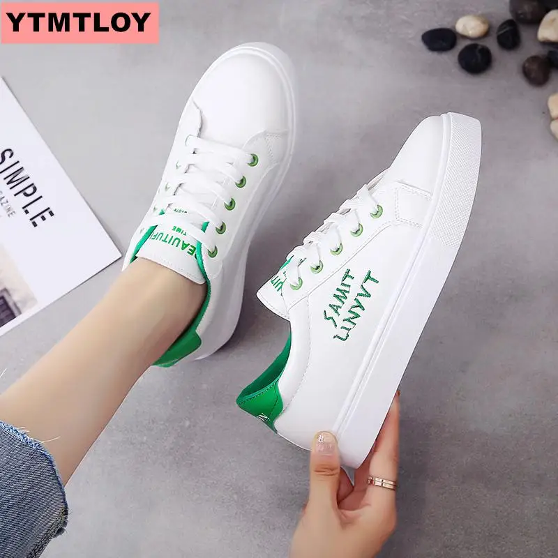 Женские кроссовки из искусственной кожи на платформе Белые Повседневные туфли с