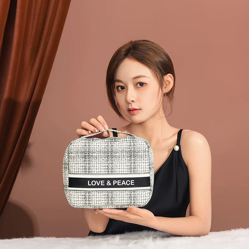 

Small Sweet Wind Cosmetic bag 2021 The New Outdoor Multifunctional Travel Large Capacity Cosmetic Bags Bag Receive Bag Fashion