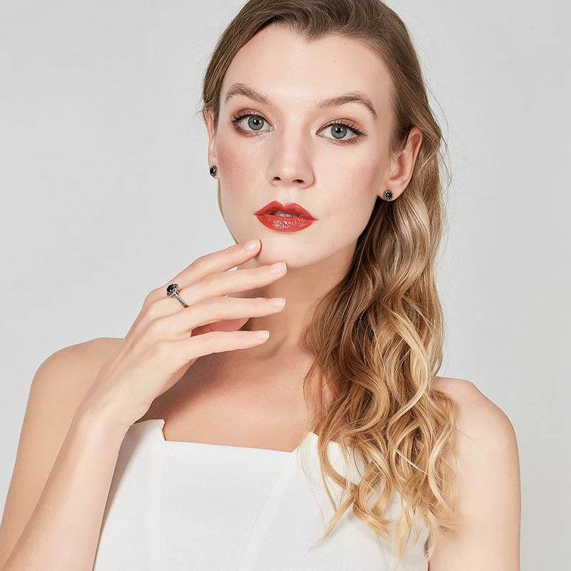 Mytys черное кольцо с кристаллом GP упаковка подарочной коробкой ювелирные изделия