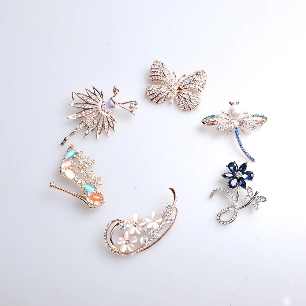

Christmas Fine Jewelry Brooches for Women Rose Gold Butterfly Luxury Brooch Jewelry Bohemia Christmas Party Brooches Unisex Pins