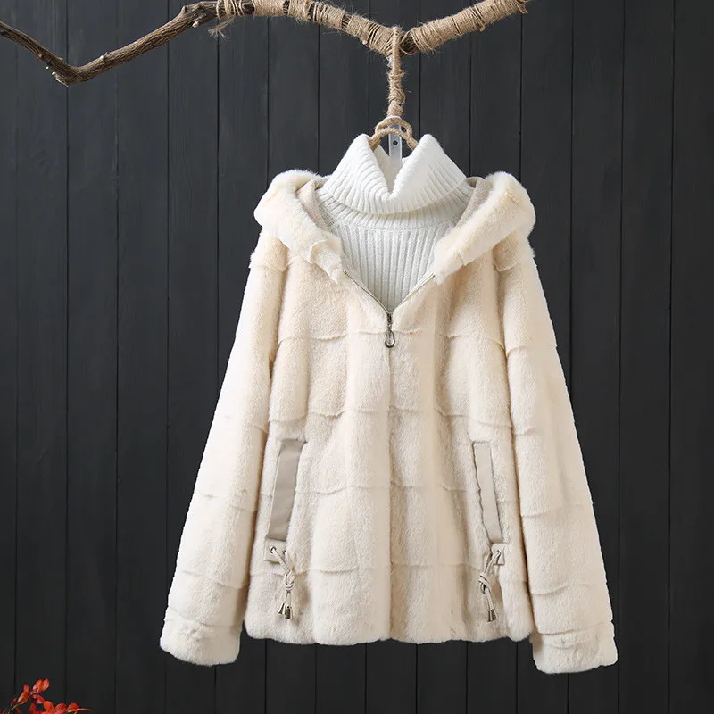 

Women Short Mink Jackets 2023 Winter Korean Fashion Hooded Nipper Fur Coat Elegant Thick Warm Outerwear Female Fur Jacket H1819