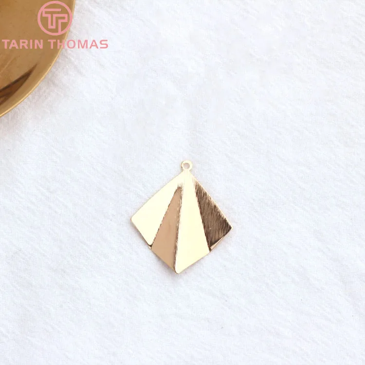 

(187)8PCS 27x32MM 24K Gold Color Plated Brass Square Shaped Charm Pendants for DIY Jewelry Making Findings Accessories