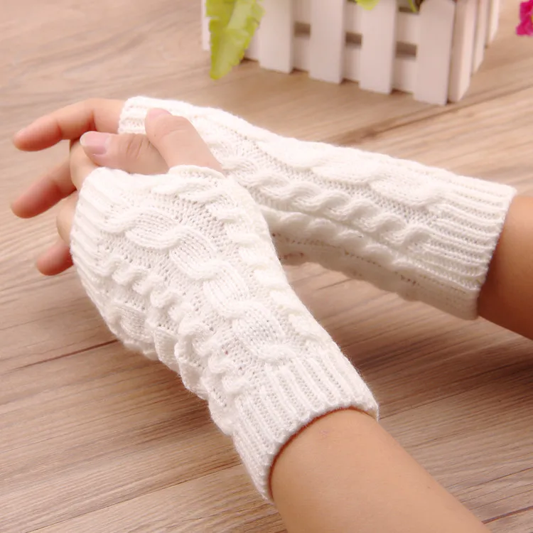 

Sannian Winter Women's Woolen Half-finger Gloves Twist Knit Warmth Lovers Riding Mobile Phone Gloves Driving Gloves Woman