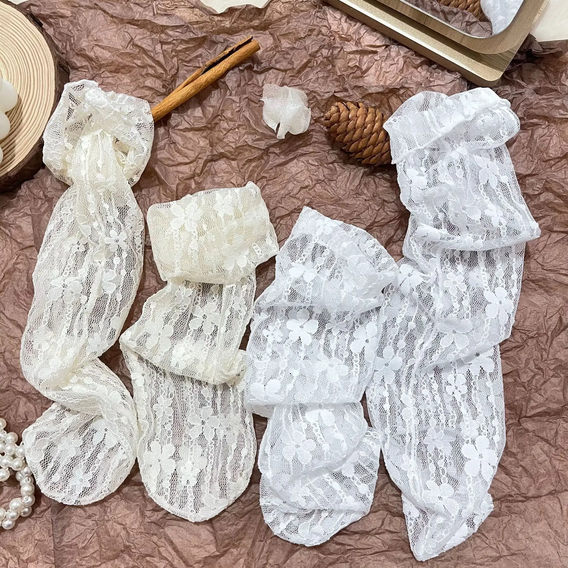 

Lace series French retro flower mesh socks female small fresh jacquard Japanese jkns pile socks summer thin section