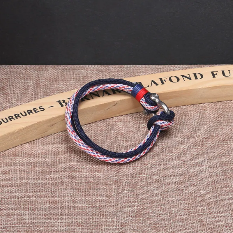 Ювелирные изделия для мужчин Очаровательная цепочка Модный Цветной кожаный