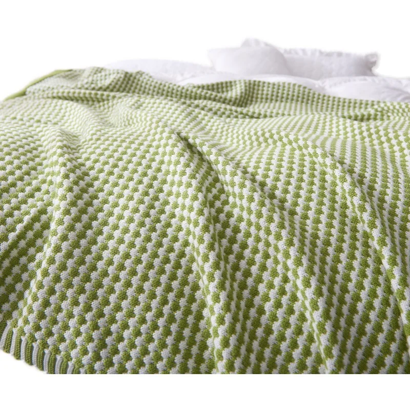 للبيع نقية اللون الشمال الصيف غطاء Lamb الشتاء أريكة الغداء كسر بطانية تكييف الهواء بطانية الشتاء سميكة الدافئة بطانية