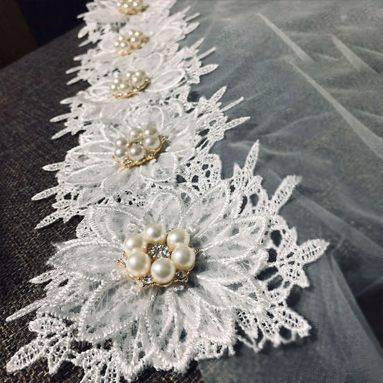 Повязка на голову с вуалью и жемчугом вуаль для невесты кружевная до локтя