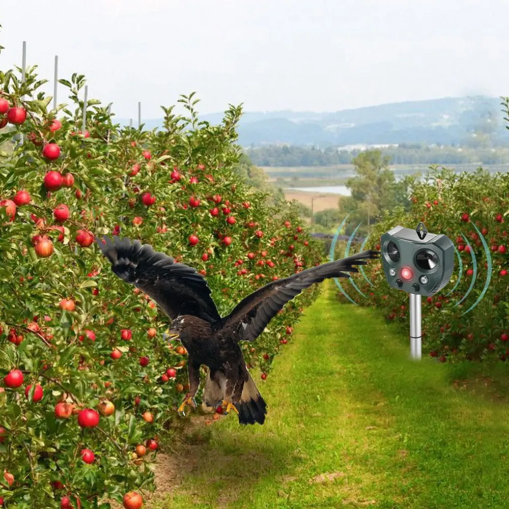 

1pc Wildlife Repellent Rod Solar Outdoor Birds Deer Warning Repellent Rod