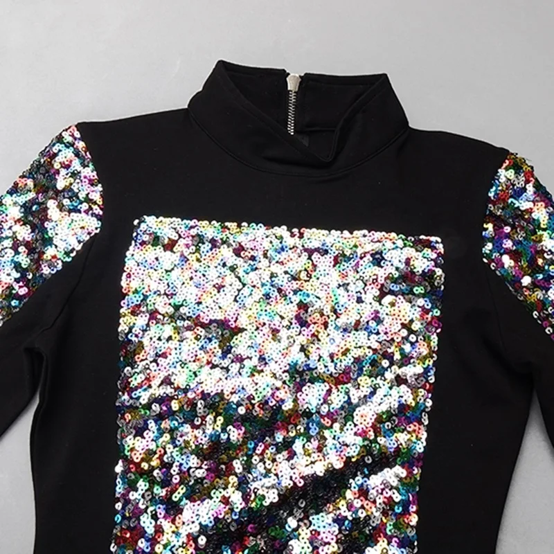 Мини-платье с блестками и заклепками длинным рукавом стоячим воротником для