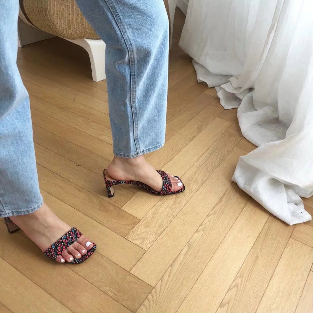 

Shoes Slippers Heels Luxury Slides Low High Designer Soft PU Rubber Fabric Rome Basic Hoof Shoes Low Slippers Casual Slides Wome