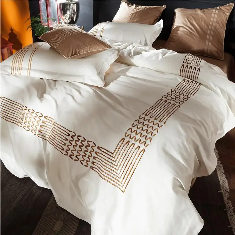 

34luxury White 100S Cotton Silky Satin Embroidery Bedding Set Elegant Duvet Cover Bed Linen Bed sheet Pillowcase King Queen