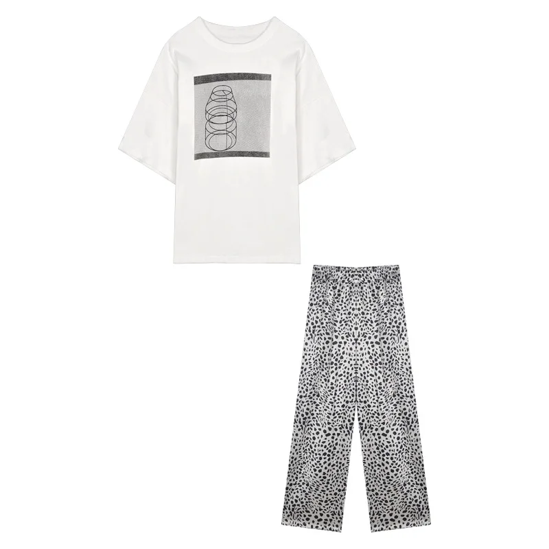 

2021 summer new women's wear round neck printed short sleeve T-shirt + design leopard casual pants