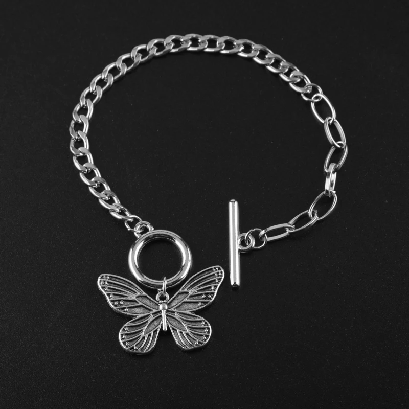 

Vintage Butterfly Choker Necklace for Women Pendant Choker Jewellery Necklaces for Teen Girls
