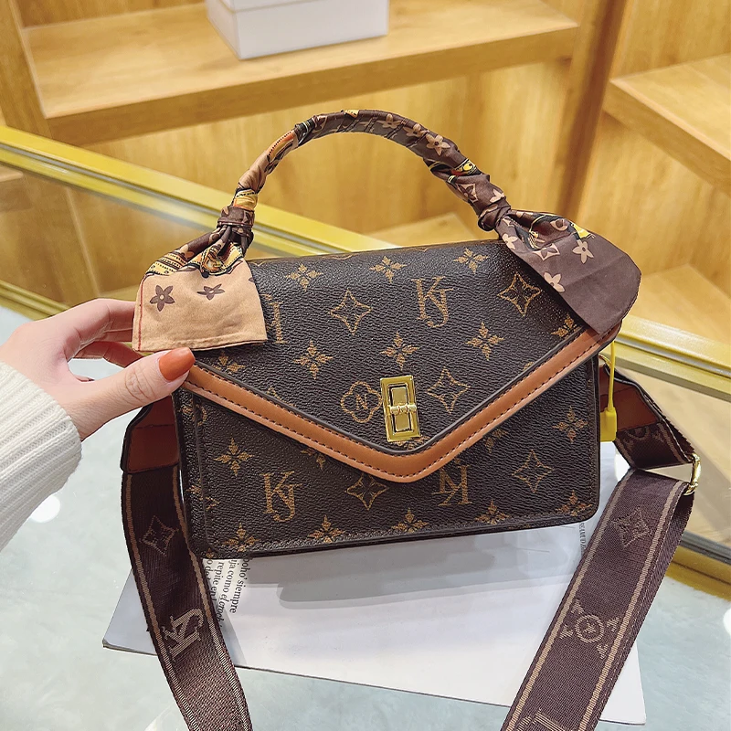

Designer Women Shoulder Bag Fashion Handbag Purse Crossbody Bag For Women 2021 Flap Women Messenger Bags Classic Pu Ladies Bag