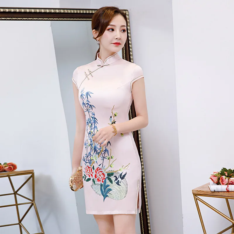 

Pink Female Embroidery Flower Satin Cheongsam Bridesmaid Wedding Party Short Straight Chinese Dresses Daily Banquet Qipao Skirt