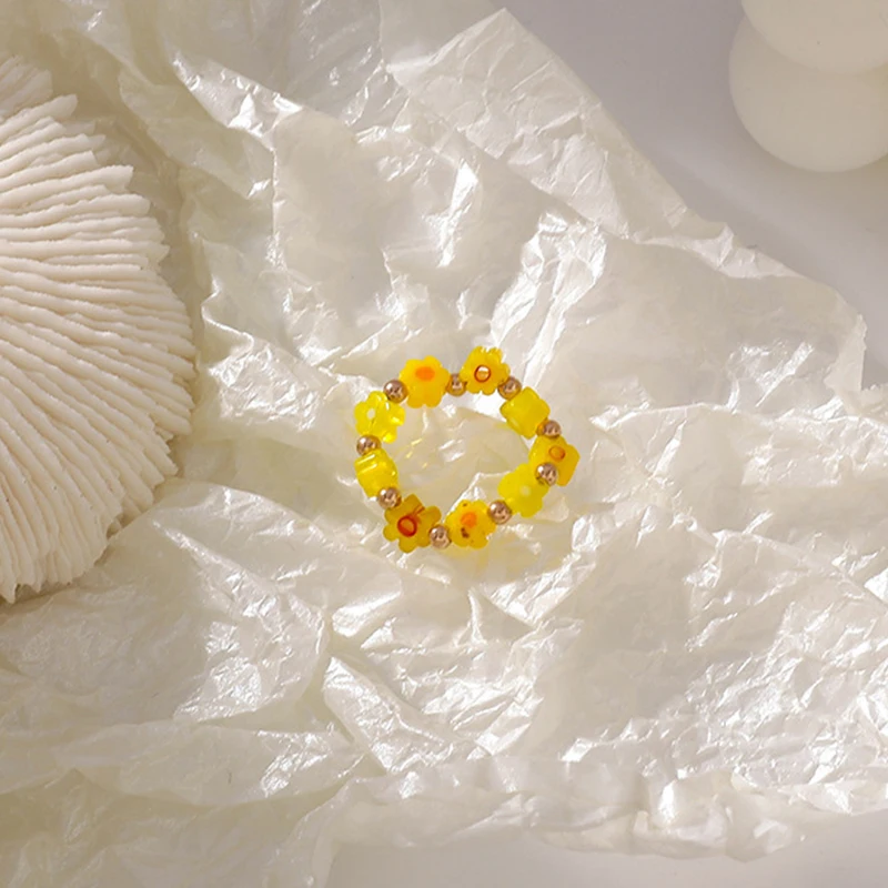 

2021 Korea New Fashion Vintage Sweet Aesthetic Elastic Colorful Hand Woven Beaded Rings For Women Girls Jewelry Accessories Gift