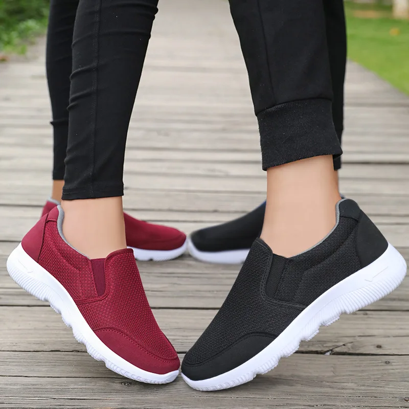 

Men's and Women's Walking Shoes for Middle-aged and Elderly Couples Casual Breathable Non-slip Wear-resistant Running Shoes