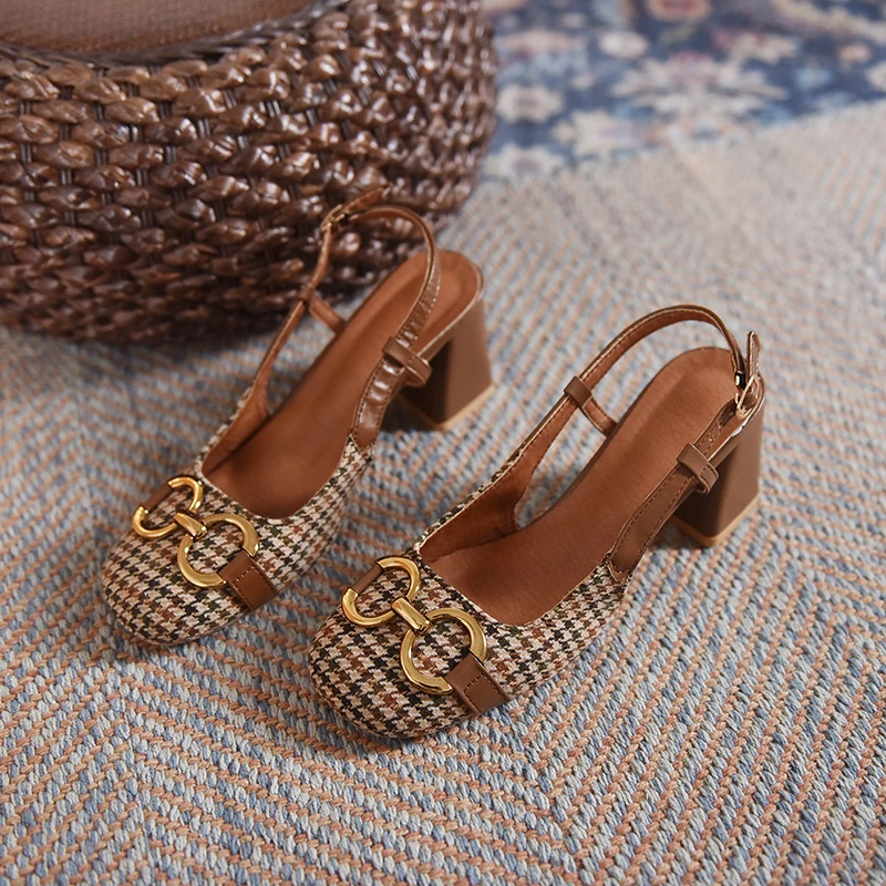 

Женские туфли-лодочки с перфорацией, сандалии на высоком каблуке, дизайнерская повседневная обувь с цепочкой, весна 2022