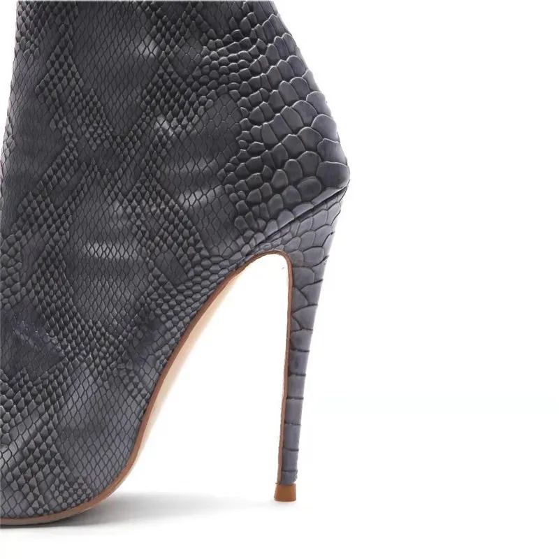 Women Over The Knee High Boots Female Slip On Pointed Toe Long Winter Boots Snakeskin Print Sexy Long Boots