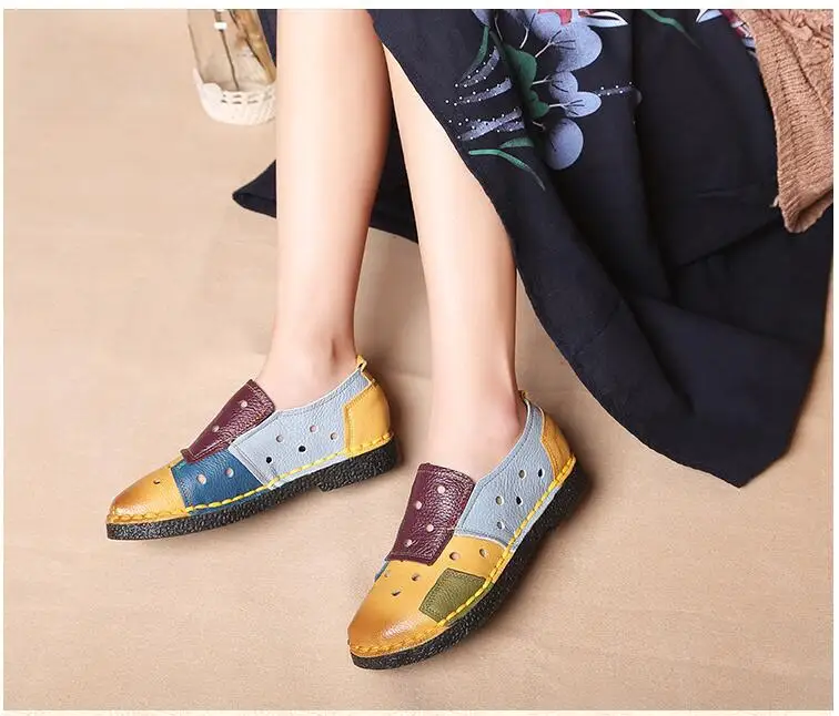 2021 autumn new large size women's shoes color matching retro flat-heeled soft-soled comfortable casual leather shoes middle-age