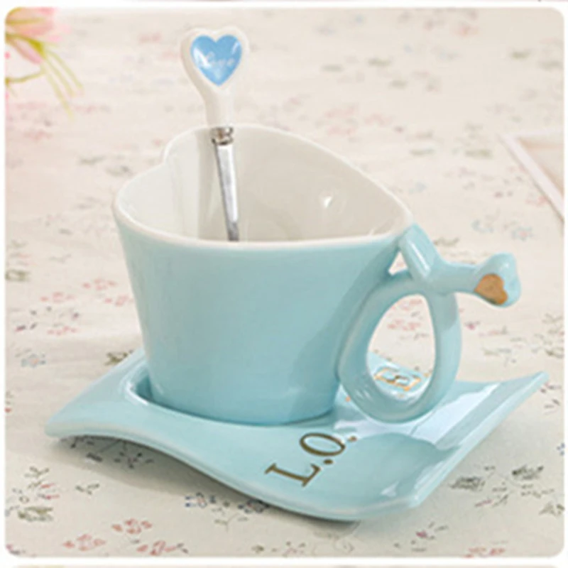 

Heart Shape Lover Coffee Mug Fashion Ceramic Milk Mug with Plate Couple's Morning Tea Cup Office Water Cup Gift for Girls