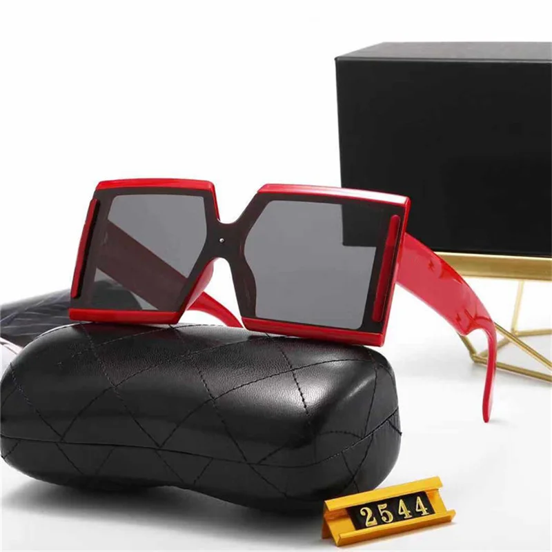 

Солнцезащитные очки с квадратными линзами Uv400 для мужчин и женщин, роскошные брендовые модные цельнокроеные зеркальные очки с плоским верх...