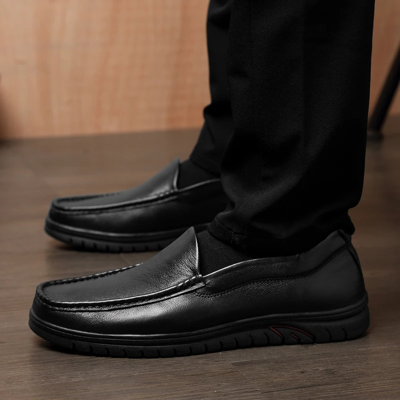 

Sapato Masculino Повседневная мужская обувь для отдыха повседневная кожаная мужская обувь повседневная 2020 Мужская модная черная на плоской подошв...