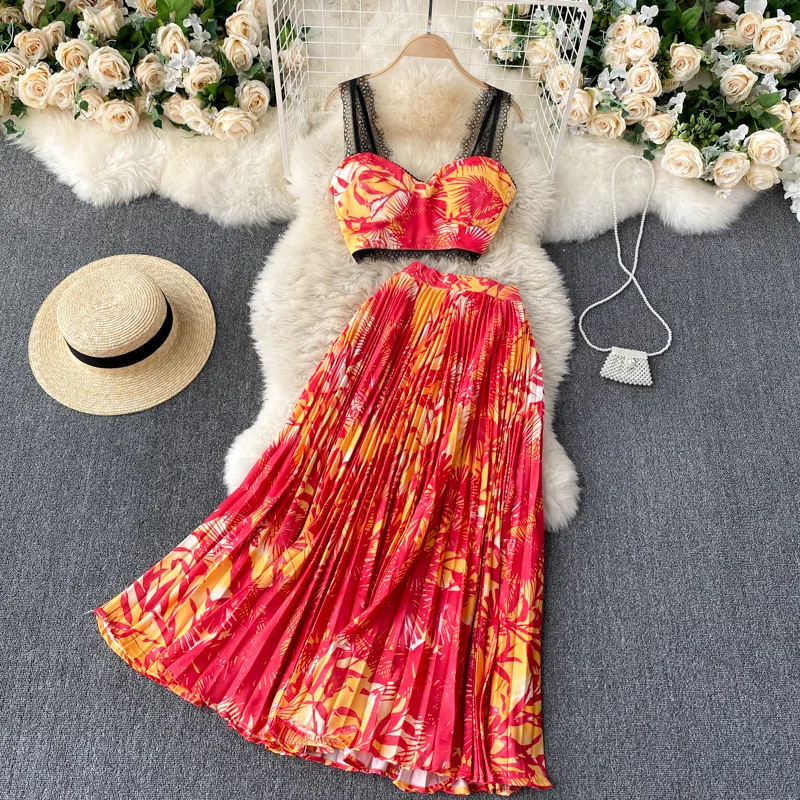 

2pcs Set Vacation Beach Women Floral Printed Lace Strapless Crop Tops And High Waist Pleated Long Skirt Bohemian Fashion Summer