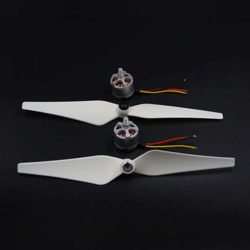 Радиоуправляемый бесщеточный двигатель 2212 980KV CW CCW с 9443 самозатягивающимся