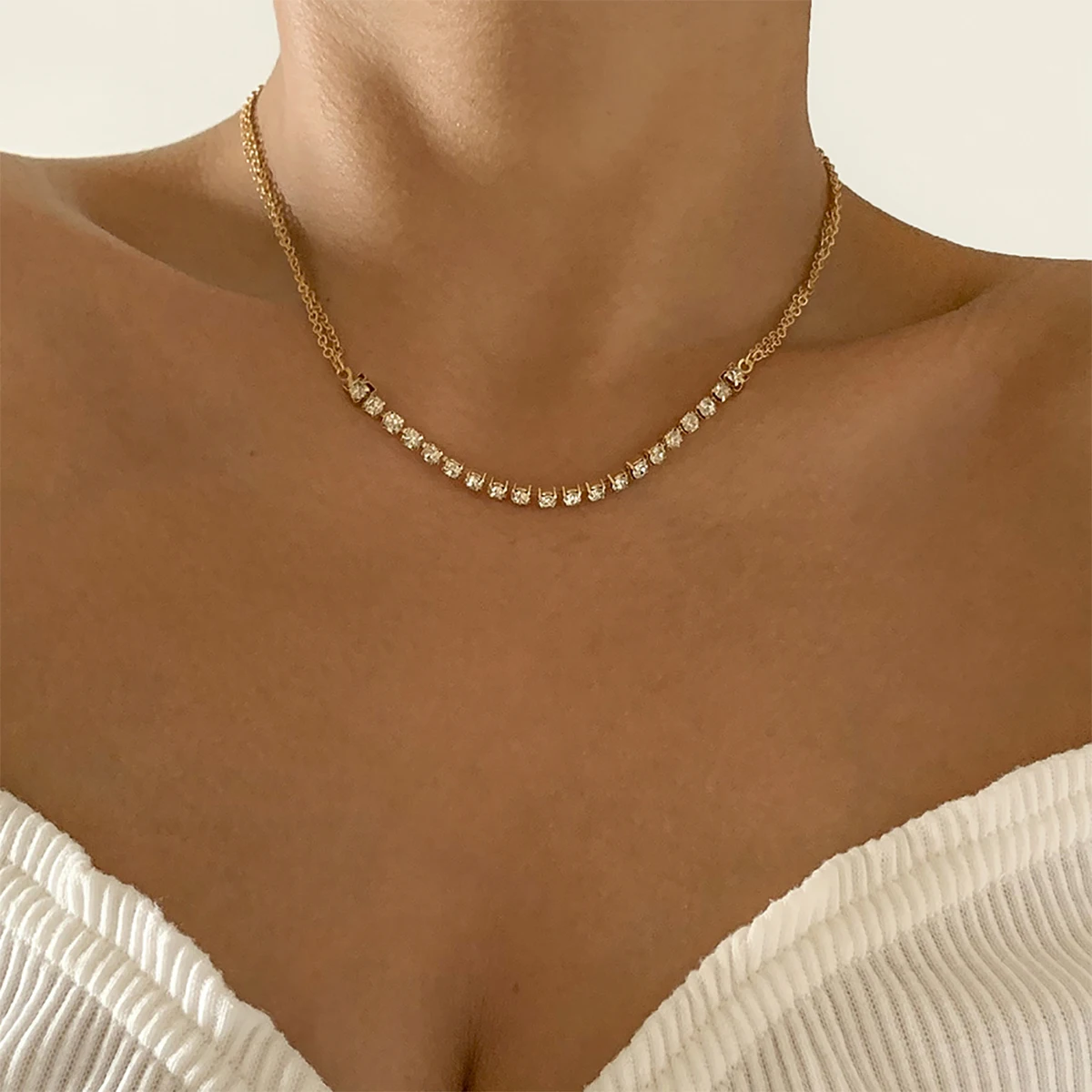 

SHIXIN Shiny Rhinestone Short Choker Necklace for Women Crystal Chains Splicing Thin Chain Necklace on Neck Fashion Jewelry 2021
