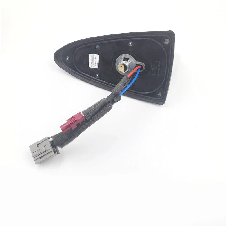 Антенна GPS-позиционирования в виде плавника акулы для Hyundai Santa Fe DM IX45 2013-2015 OEM 962102W000