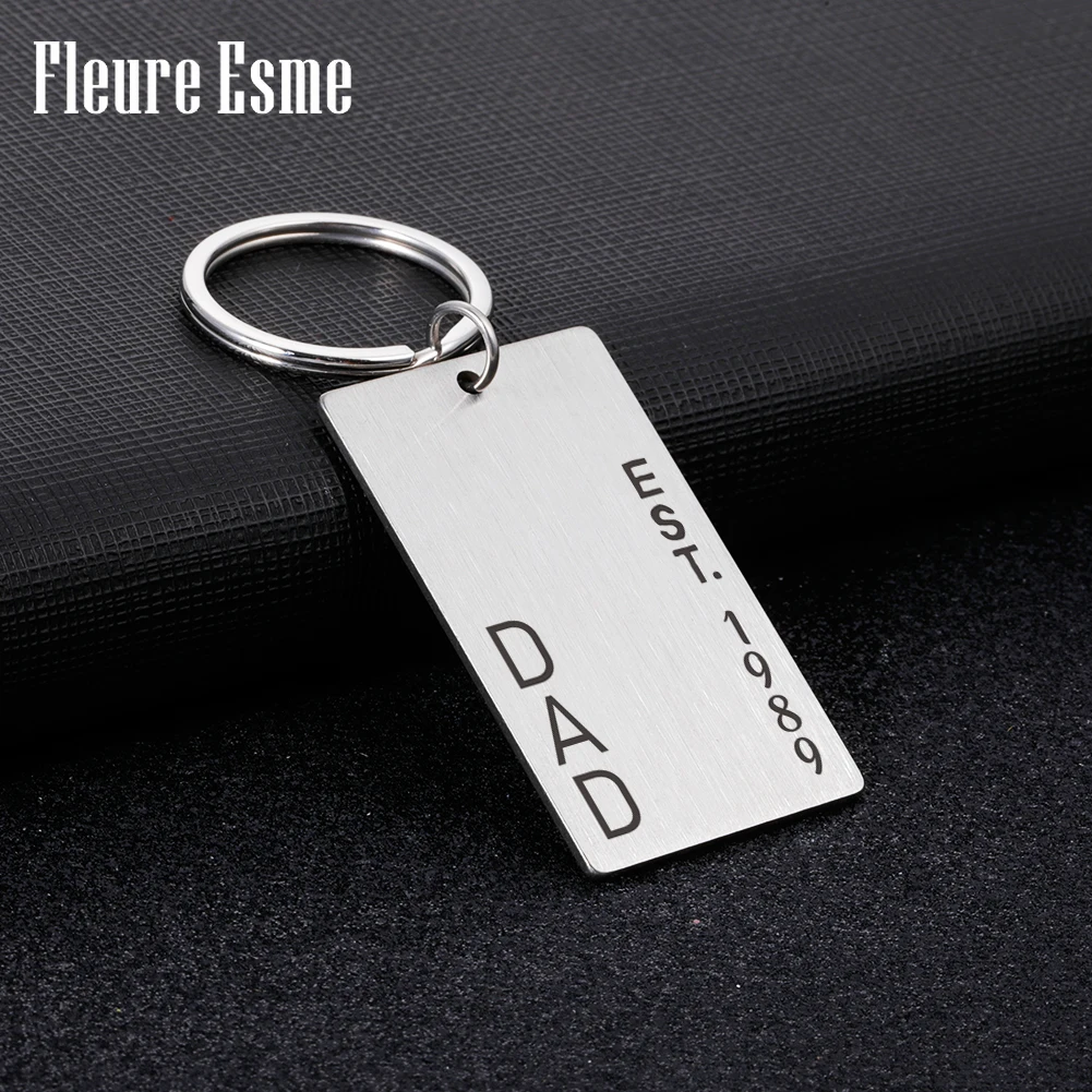 

Personalized Date Name Father Keychain Key Ring Gift for Step Dad Step Mother Father Birthday Wedding Gifts for Stepdad Dad Keys