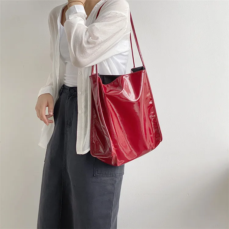 

Glossy PU Leather Shoulder Bags Beach Tote Bag Fashion Women Handbag Female Travel Waterproof Book Shopping Bag Large Capacity