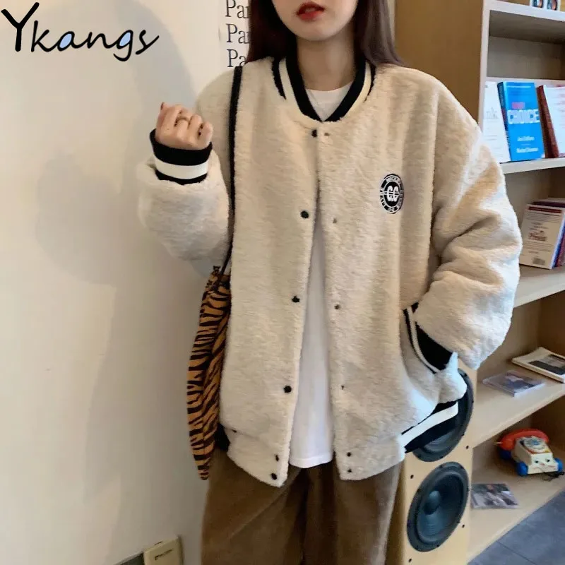

Korean Fashion Padded Women Baseball Uniform Y2k All-match Single-breasted Ladies Winter Jacket Outdoor Leisure Lamb Wool Parkas