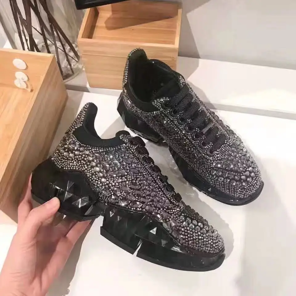 Повседневная женская обувь с украшениями; zapato de mujer; белые кроссовки на платформе; chaussures femme; модная обувь из натуральной кожи со стразами