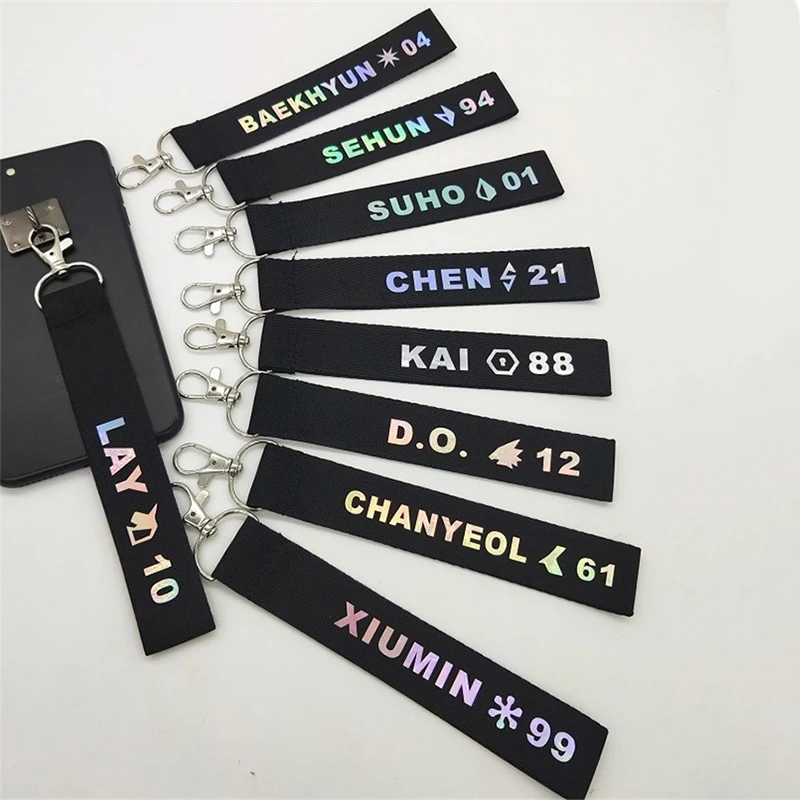 

1 PCS kpop Phone Lanyard Strap EXO Members Name Laser Printing Lanyard Keychain Keyring Bag Accessories BAEK HYUN XIUMIN