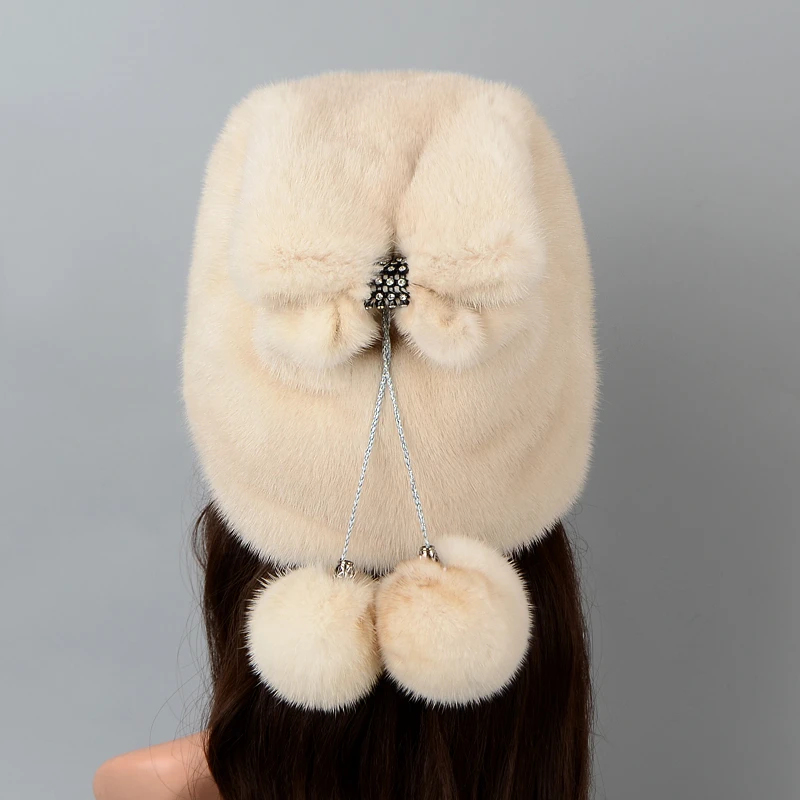 

Mink For Women Hat Beige Pom Pom Winter Warm Women Fur Cap Designer Mink Fur Bonnets Wholesale 2020 New Fashion Mink Hat