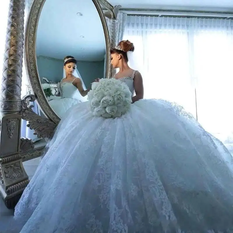 

Gorgeous Ball Gown Princess Wedding Dress Sexy Sleeveless beading Wedding Gowns Backless Robe De Mariee