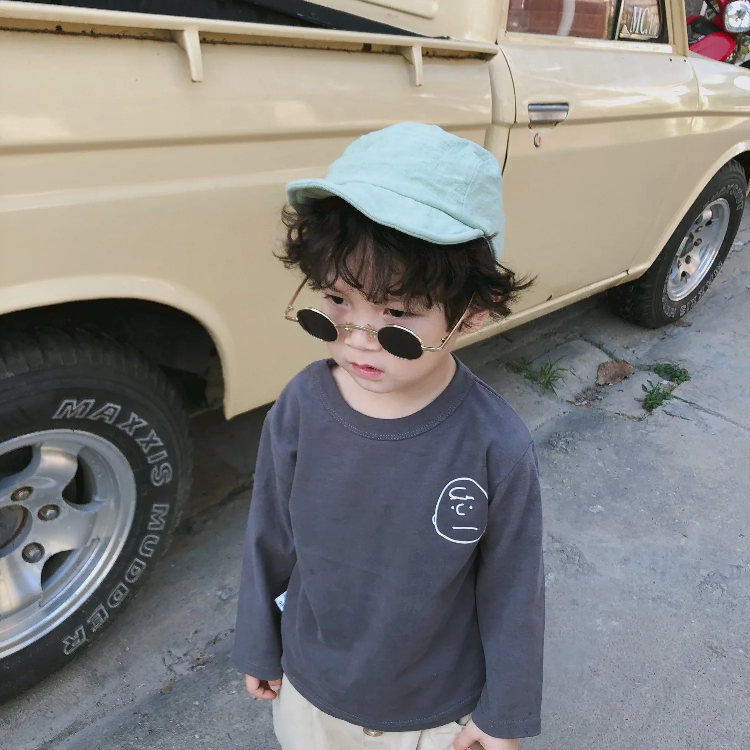 Весна 2020 детские футболки из чистого хлопка с мультяшными буквами подходящие ко