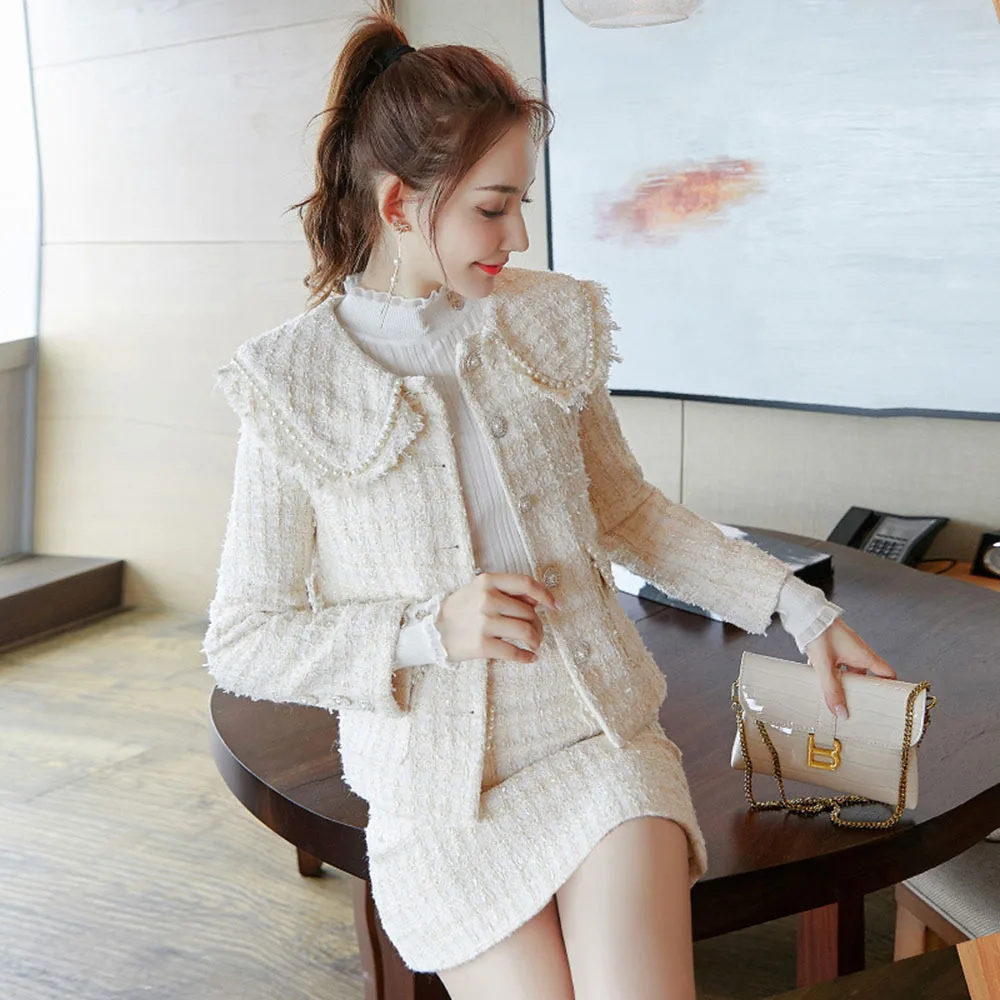 Korean Small Fragrant Wind Tweed Suit 2021 Autumn Winter New Beaded Short Jackets Top White Bag Hip Skirt Elegant Two-piece Suit