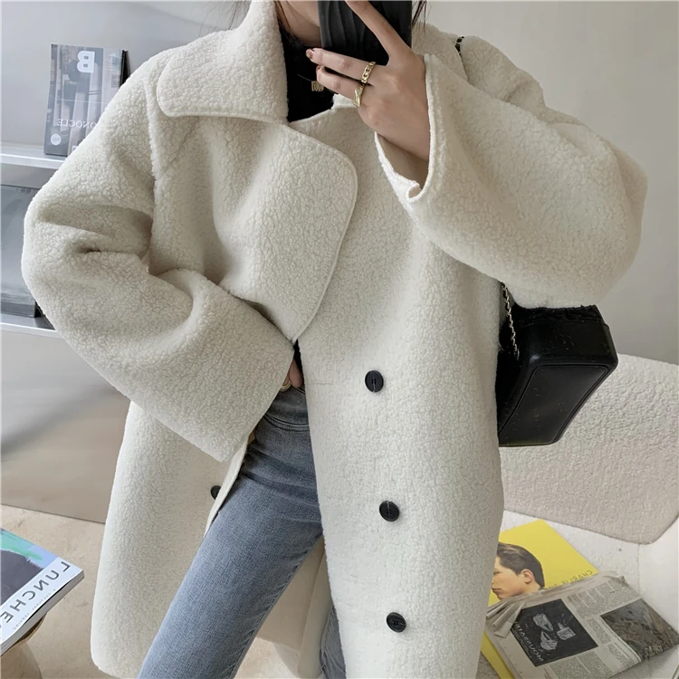 

Women Casual Thick Warm woolen lamb fur coat female autumn winter 2021 new imitation velvet long section loose lapel woolen coat
