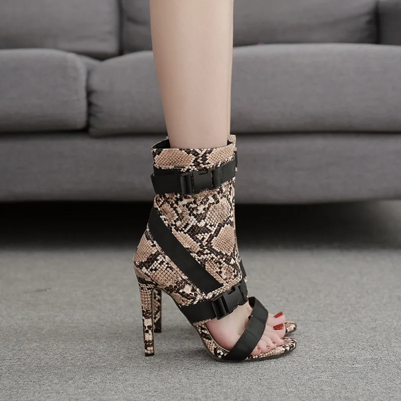 Женские сандалии на шпильках LEOPARD LAND 2020 с высоким верхом и ремешком под змеиную