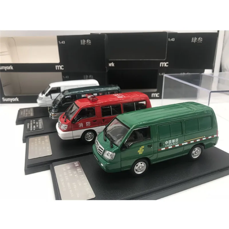 Модель автомобиля Mitsubishi Delca из сплава в масштабе 1:43 пожарный двигатель модель