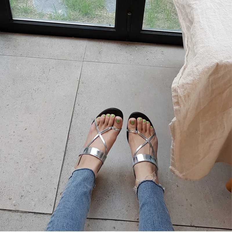 Сандалии на среднем каблуке с открытым носком пряжкой размер 33-42 | Обувь