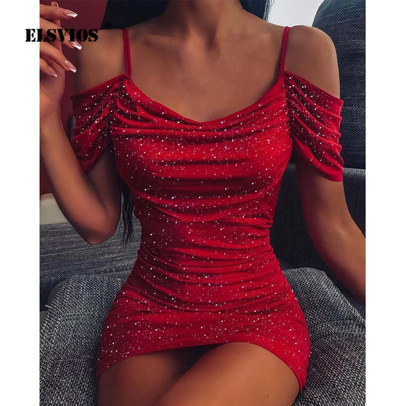 Женское облегающее платье с открытыми плечами плиссированное вечернее коротким